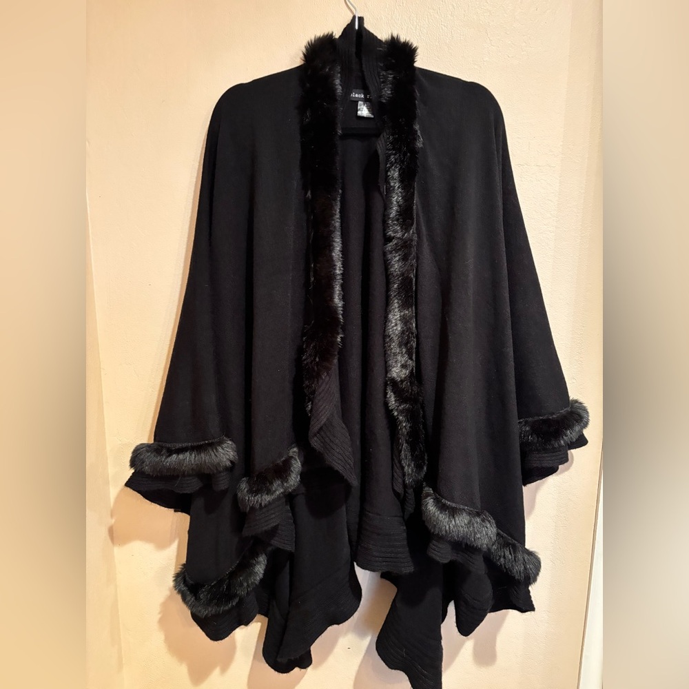 Black Rivet Black Knit Poncho with Faux Fur and Twirly Edges One Size Fit’s All